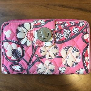 VERA BRADLEY PINK WALLET TURN LOCK